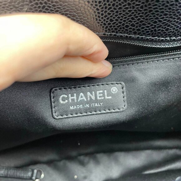 100% Authentic CHANEL GST Black Caviar Tote Bag - Picture 14 of 15